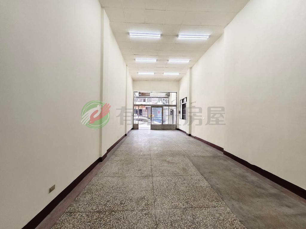大里區・5房3廳4衛 照片 第 2 張
